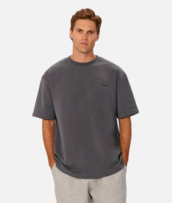 INDUSTRIE - The Newport Tee SLATE