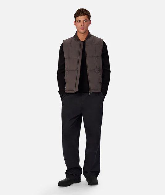 INDUSTRIE - The Georgetown padded vest - OIL